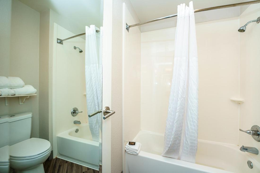 Wingate By Wyndham Brunswick Ga I-95 Hotel Ngoại thất bức ảnh