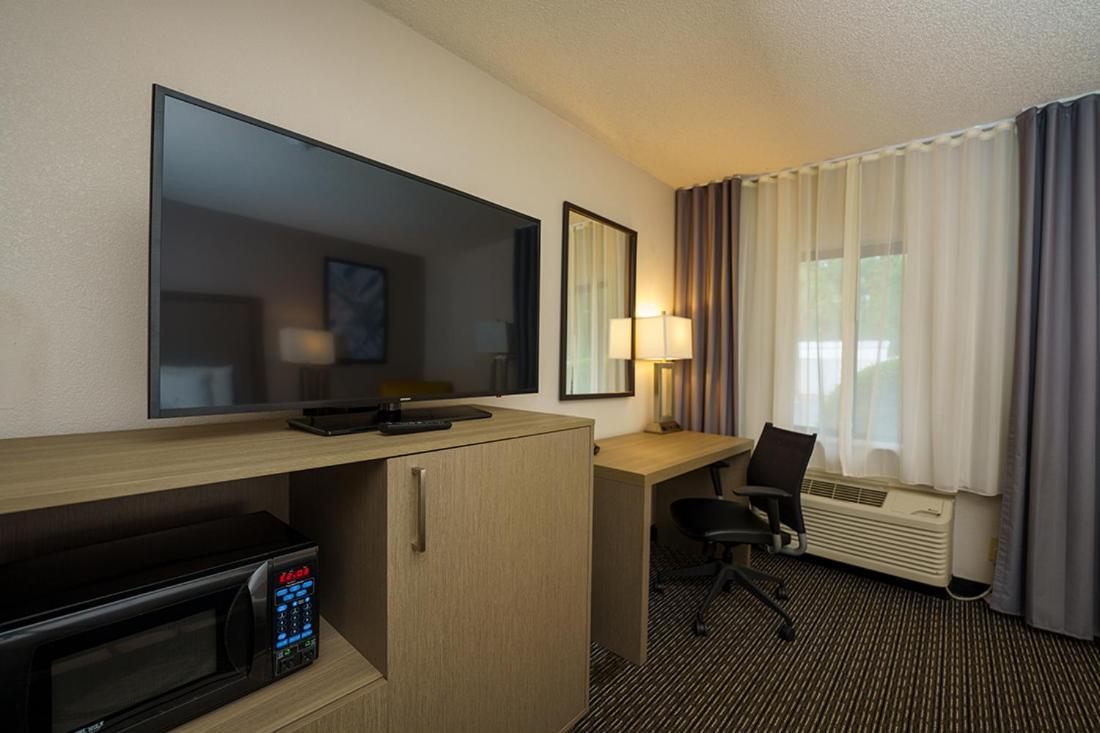 Wingate By Wyndham Brunswick Ga I-95 Hotel Ngoại thất bức ảnh