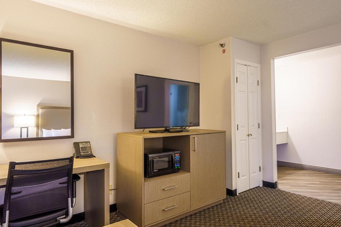 Wingate By Wyndham Brunswick Ga I-95 Hotel Ngoại thất bức ảnh