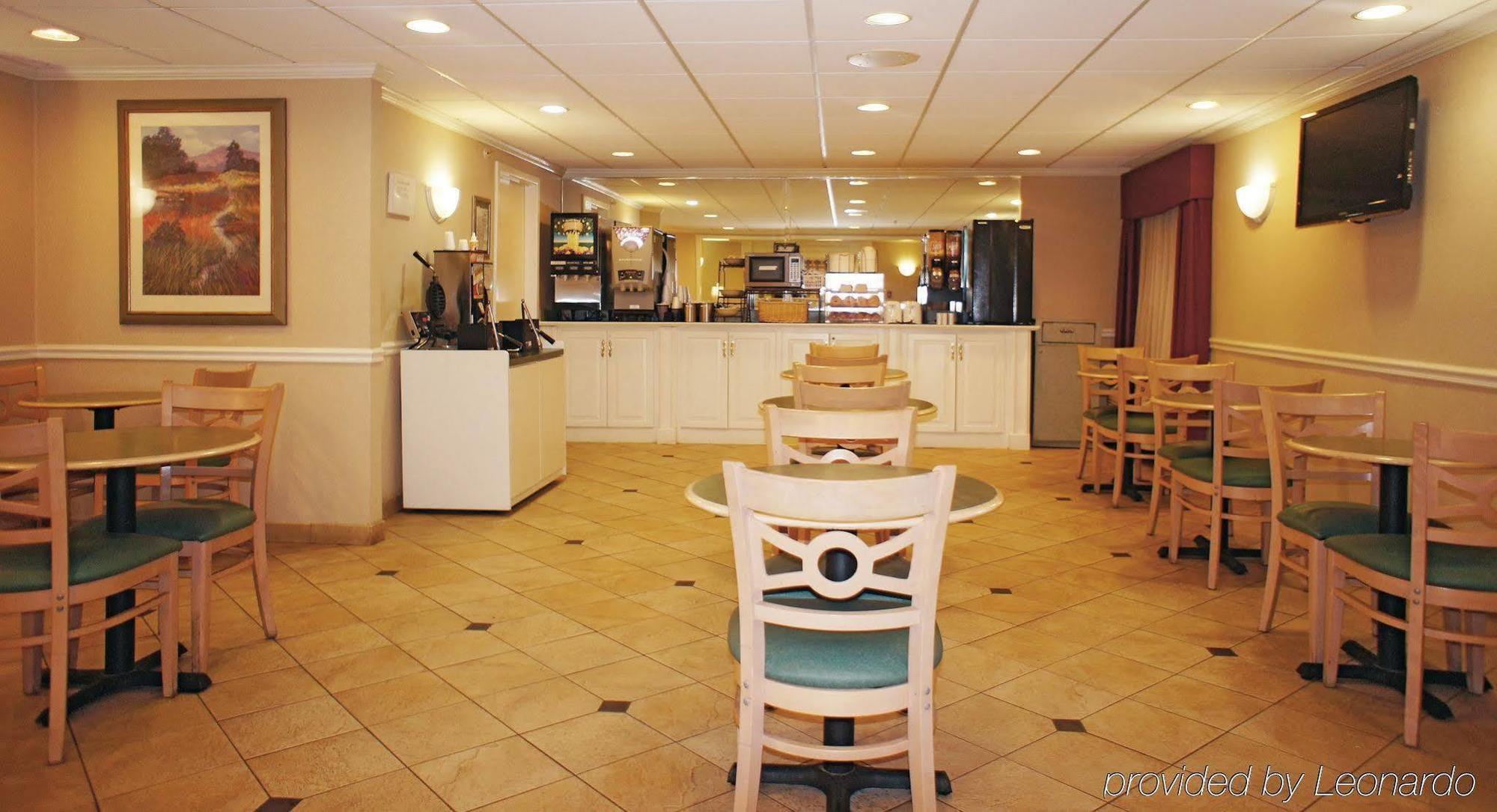 Wingate By Wyndham Brunswick Ga I-95 Hotel Ngoại thất bức ảnh